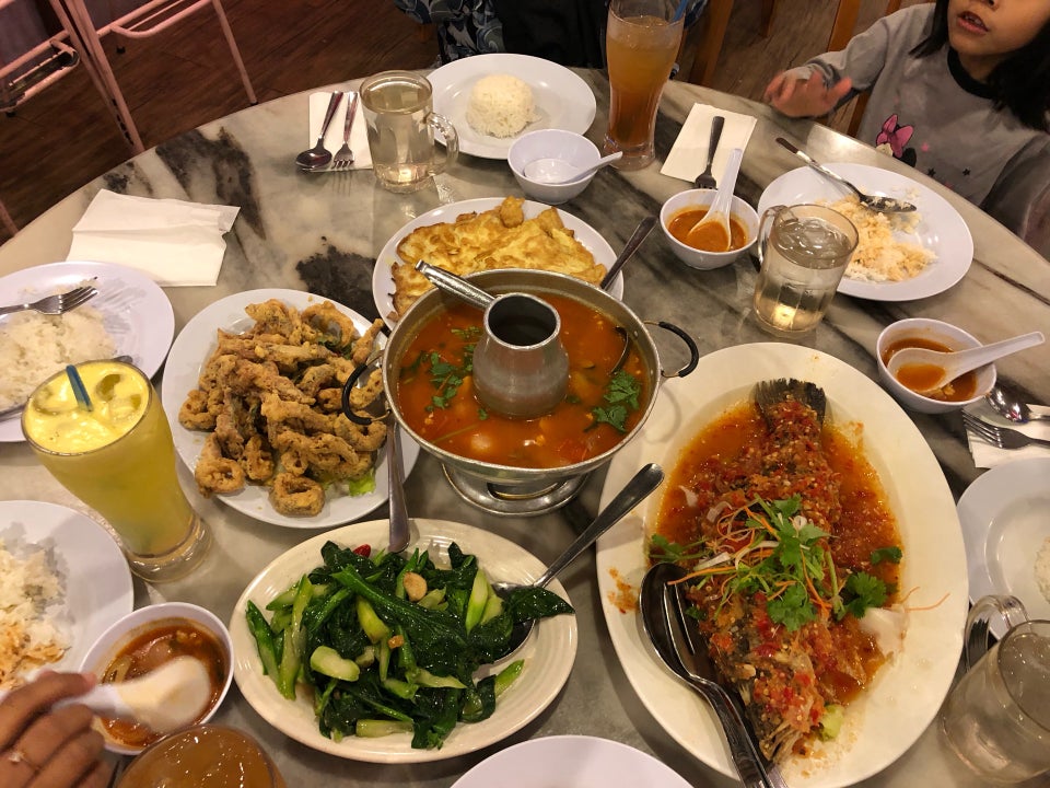 10-Kedai-Makan-Thai-Sedap-Untuk-Berbuka-Puasa-Di-Selangor