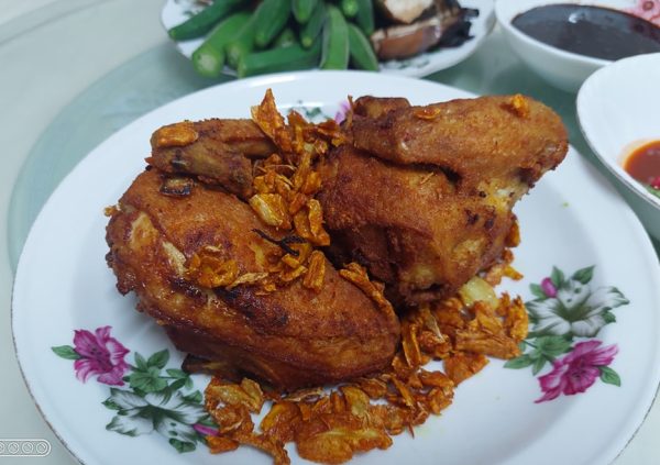 ayam goreng bawang putih