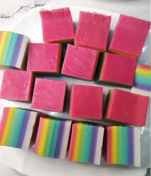 kuih lapis pelangi