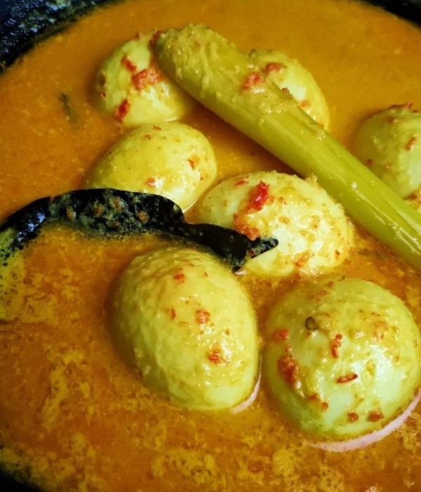 gulai telur padang