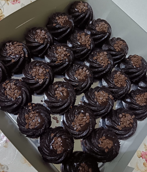 kek coklat moist leleh