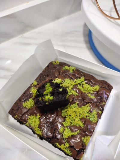 brownies kunafa pistachio