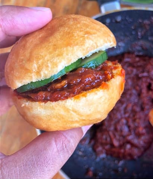 Cara Buat Kuih Pau Sambal Yang Mudah, Besar Dan Gebu Bukan Main Lagi!