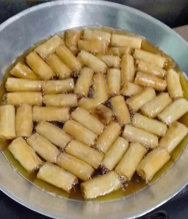 popia goreng pedas manis