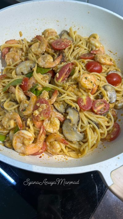spaghetti tomyam
