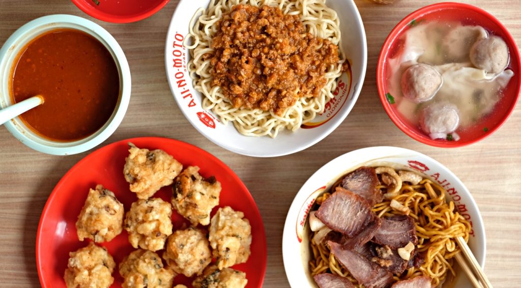 tempat healing dengan makanan halal