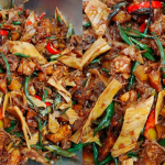 Resipi Sambal Goreng Jawa, Lauk Kenduri Legend Yang Confirm Tak Boleh Tolak!