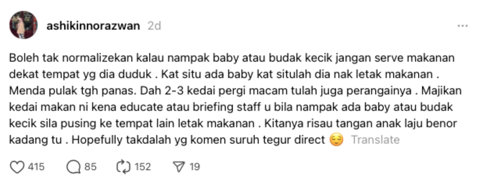 pekerja restoran