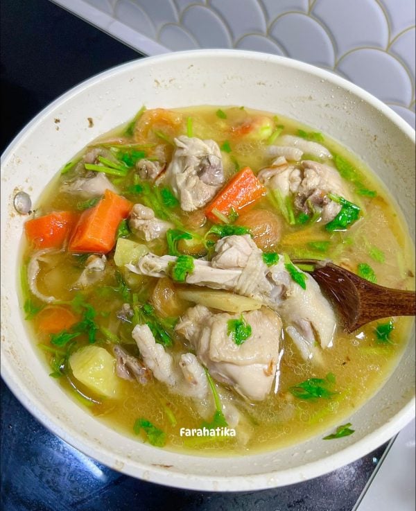 masak sup ayam