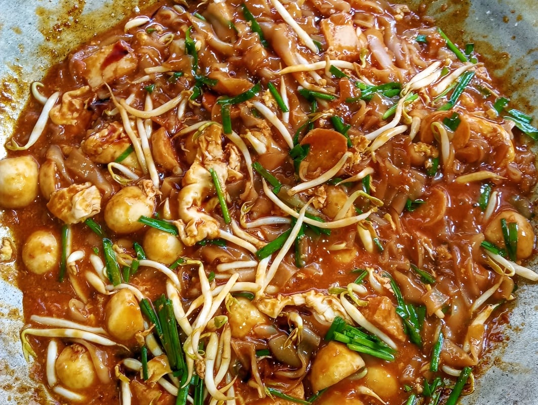 kuetiau goreng basah