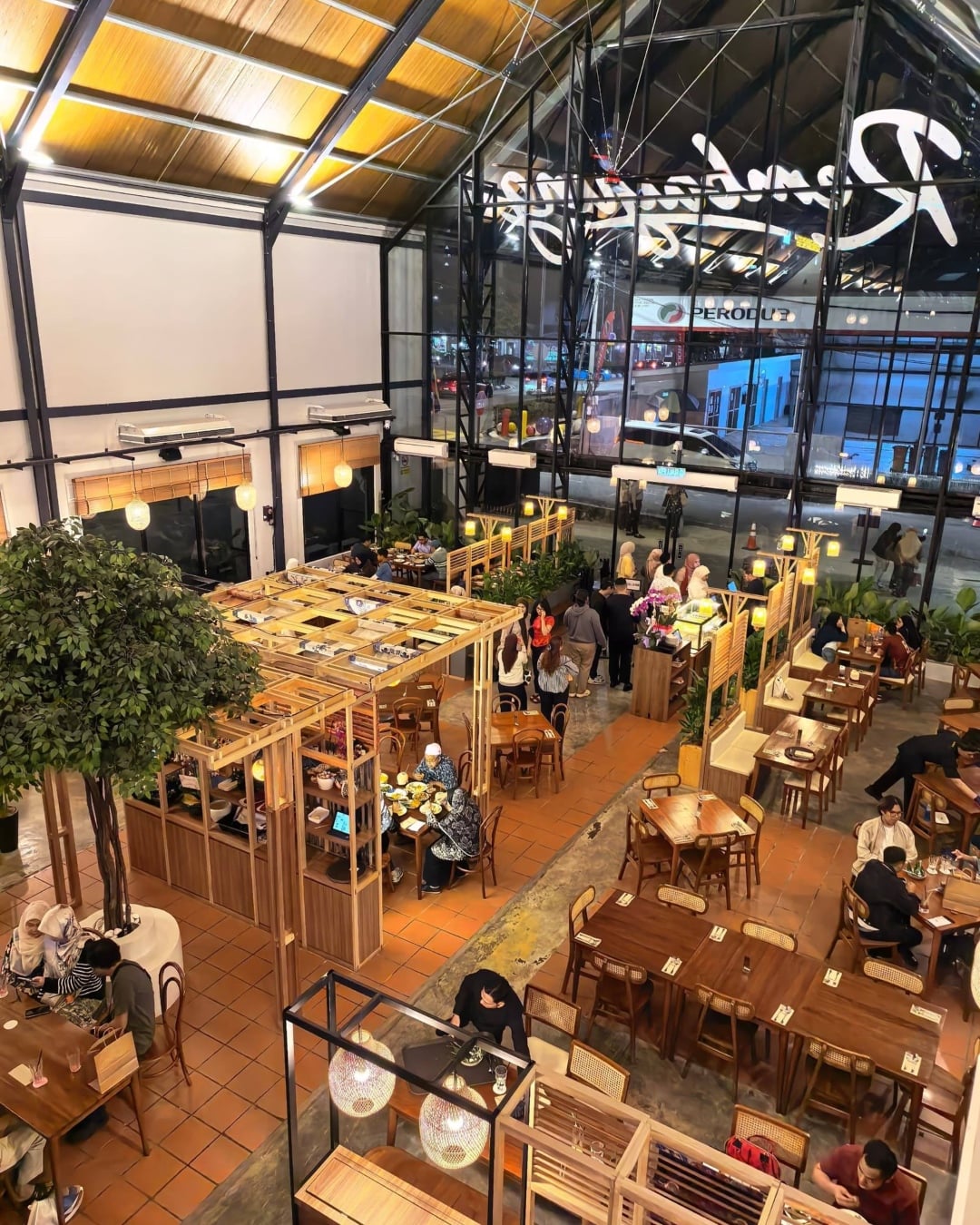 review restoran rembayung