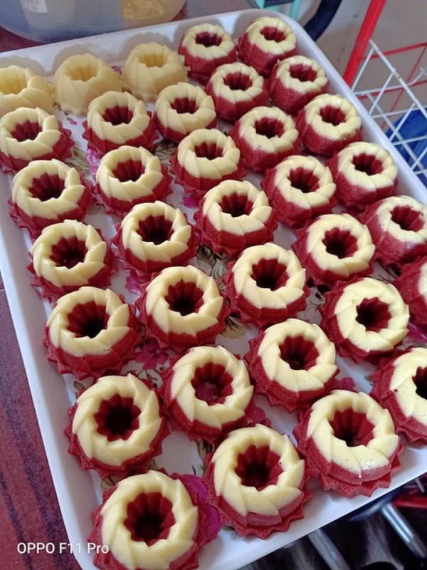 puteri ayu red velvet