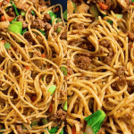Cara Mudah Masak Spaghetti Goreng Daging, Sedap Sampai Tak Tinggal Sikit Pun!
