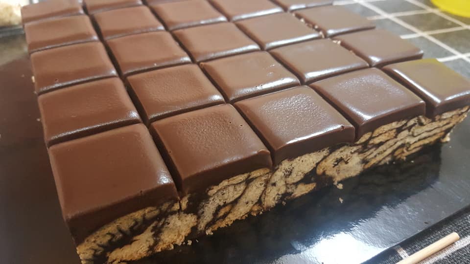 kek batik ganache