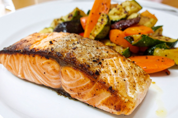 khasiat ikan salmon