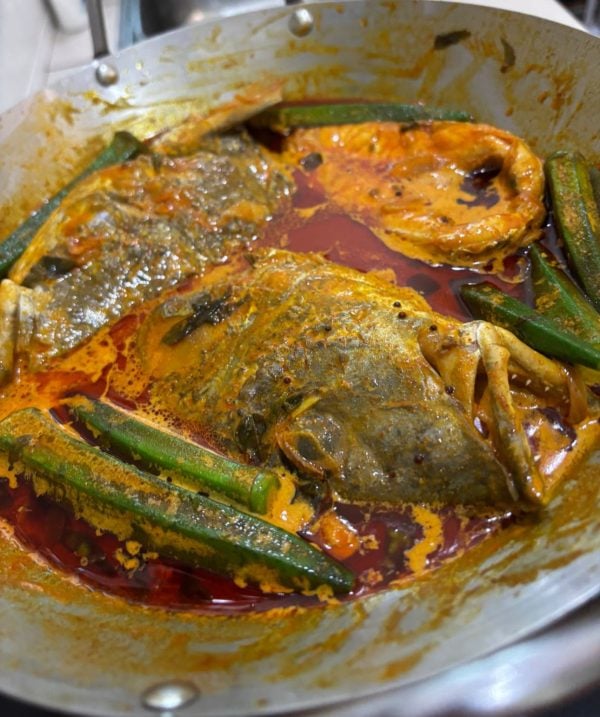 kari pecah minyak
