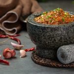 Mak Mertua Bising Sambal Tak ‘Pecah Minyak’? Ini 5 Gadget Dapur Untuk Menantu “Derhaka” Yang Malas Menumbuk