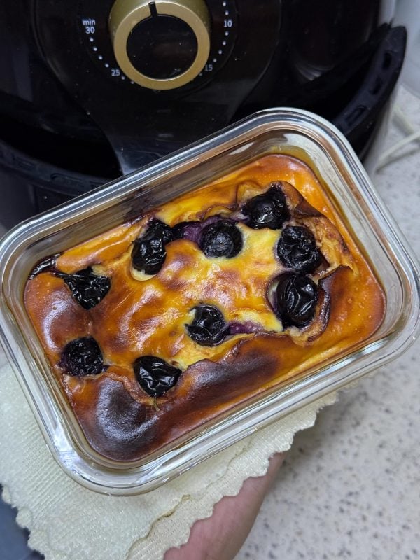 kek yogurt blueberry