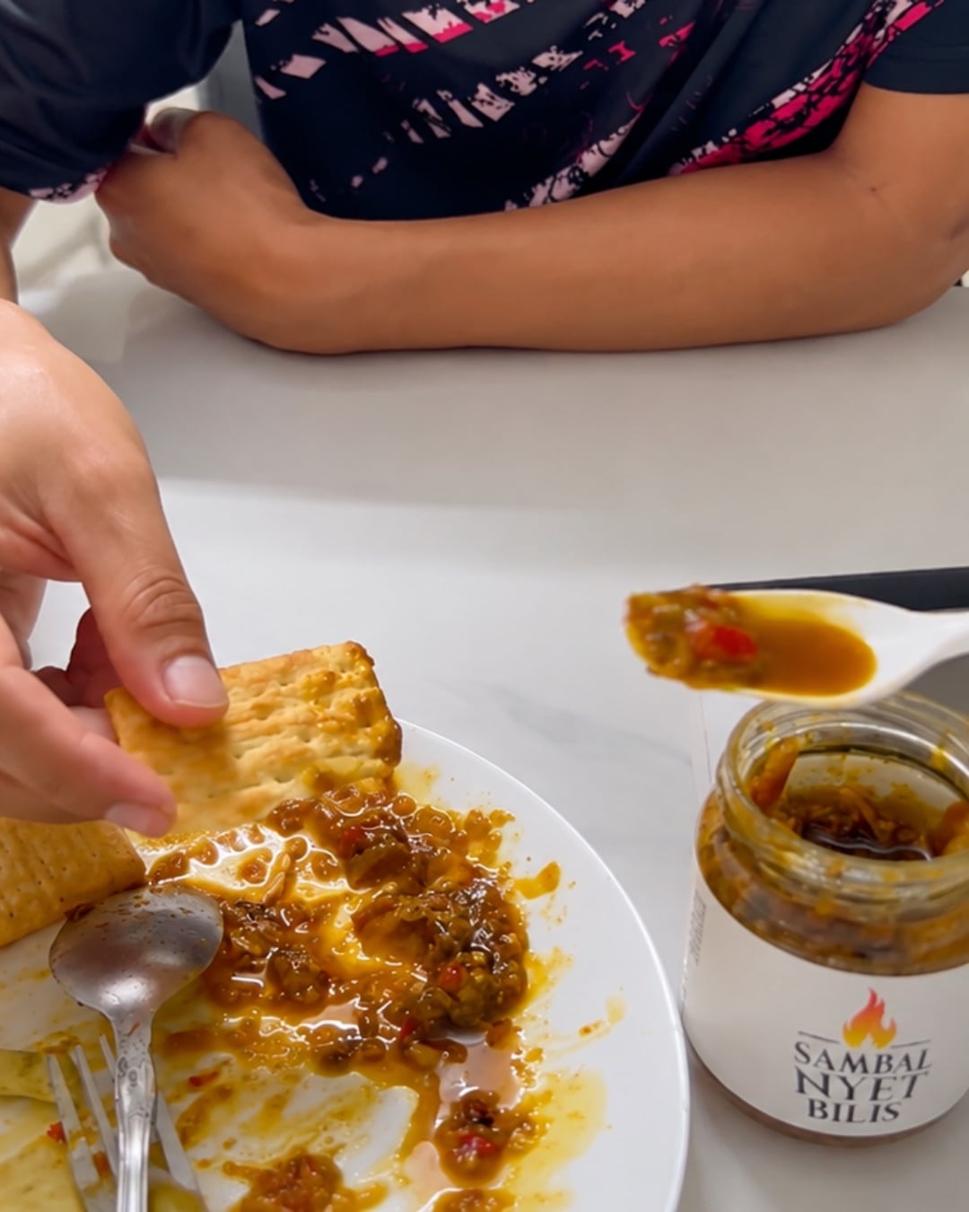 review sambal nyet