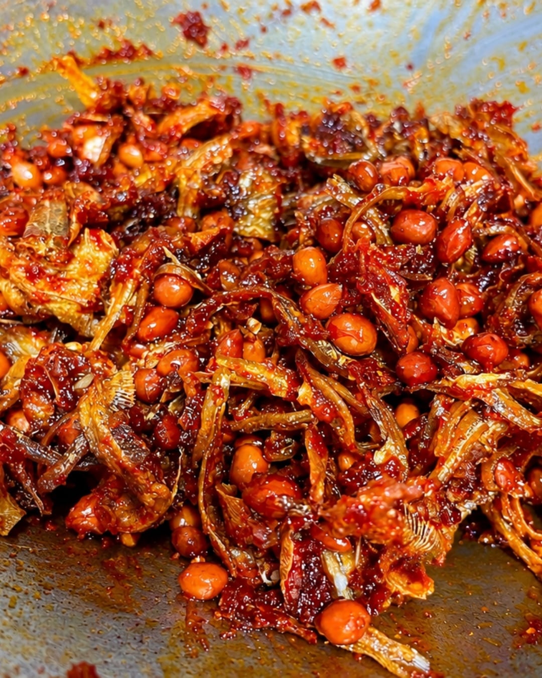 ikan bilis kacang goreng