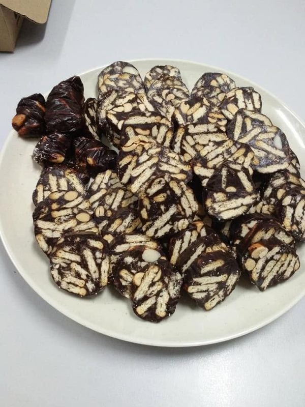 kek batik gulung