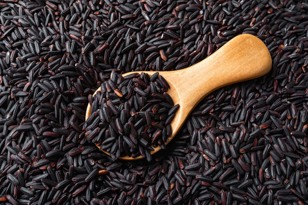 makanan warna hitam
