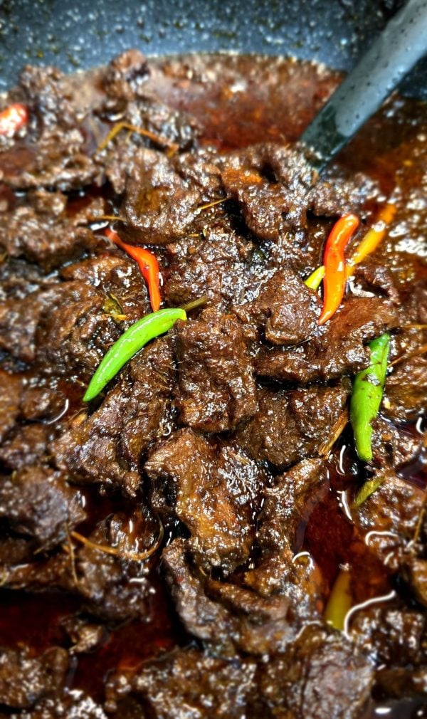 daging masak hitam berempah