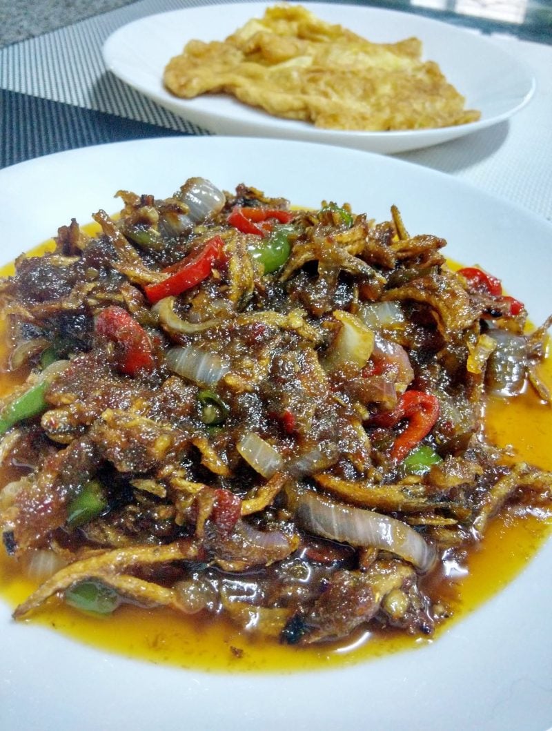 ikan bilis kicap