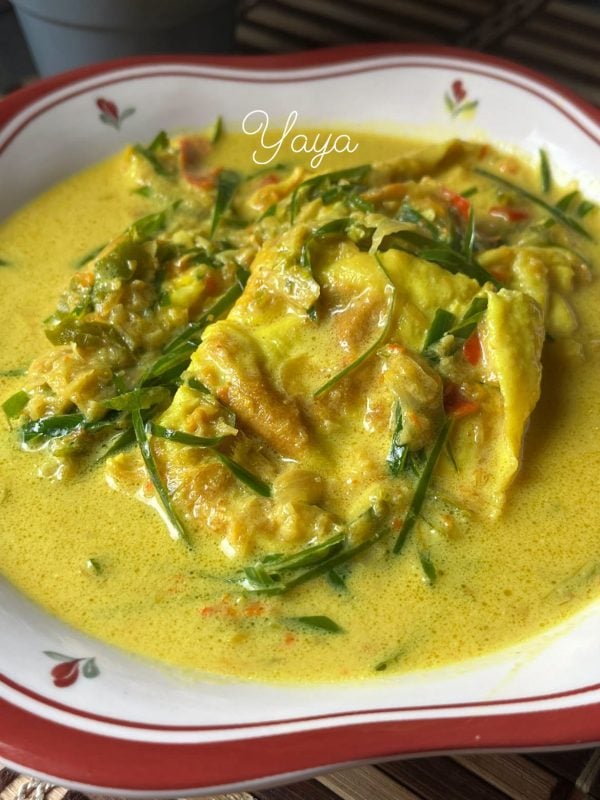 telur dadar masak lemak